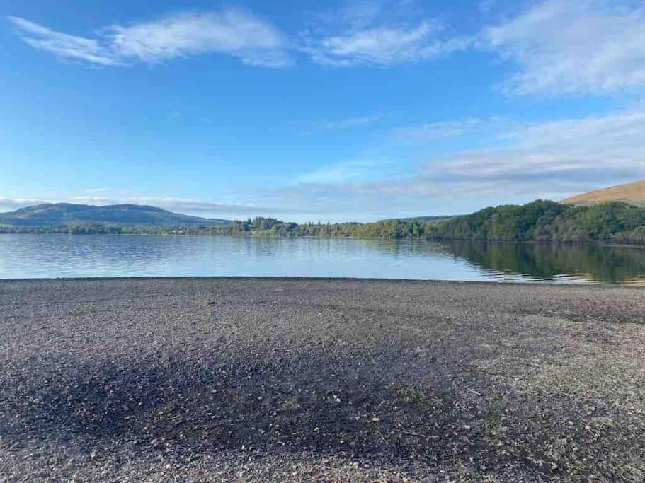 ルス Charming Stone Bothy At Loch Lomondヴィラ エクステリア 写真