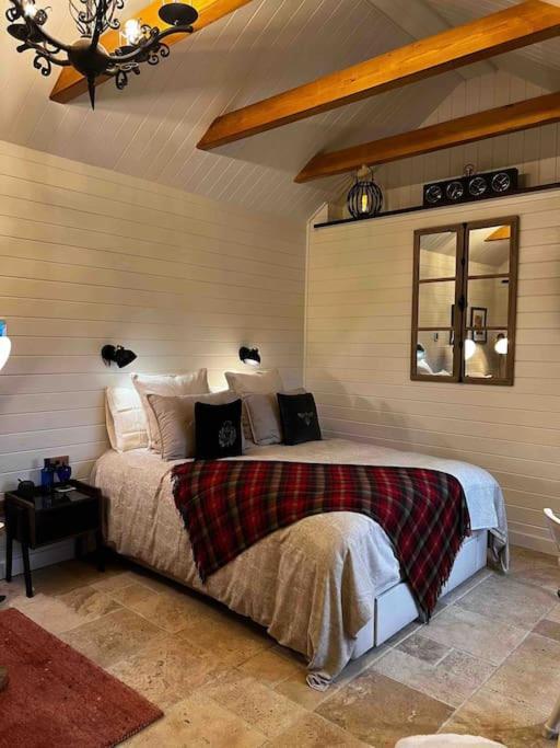 ルス Charming Stone Bothy At Loch Lomondヴィラ エクステリア 写真